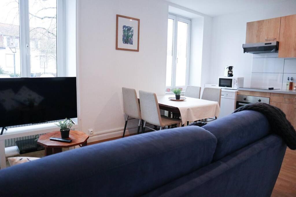 Appartement Entier, Proche Tram-Train Et Commodites, Parking Gratuit Mulhouse Exteriör bild