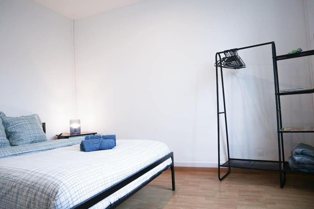 Appartement Entier, Proche Tram-Train Et Commodites, Parking Gratuit Mulhouse Exteriör bild